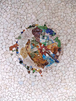 Park Güell, Mosaikmedaillon