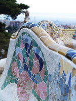 Park Güell, Trencadis-Mosaik auf der Bank