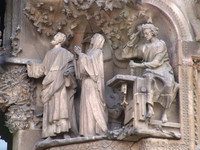 Tempel der Sagrada Familia, Skulpturen der alten Fassade